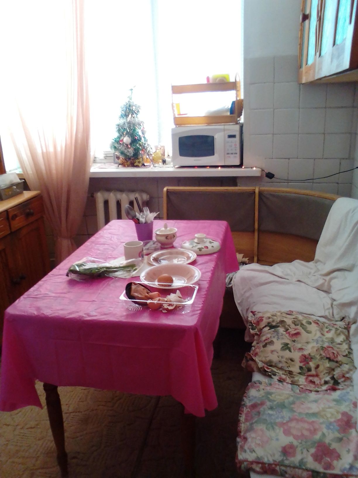 Продам квартиру 2 комнаты 2 этаж