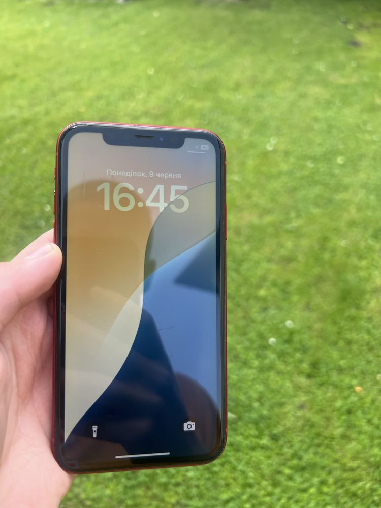iPhone XR 64GB Product RED