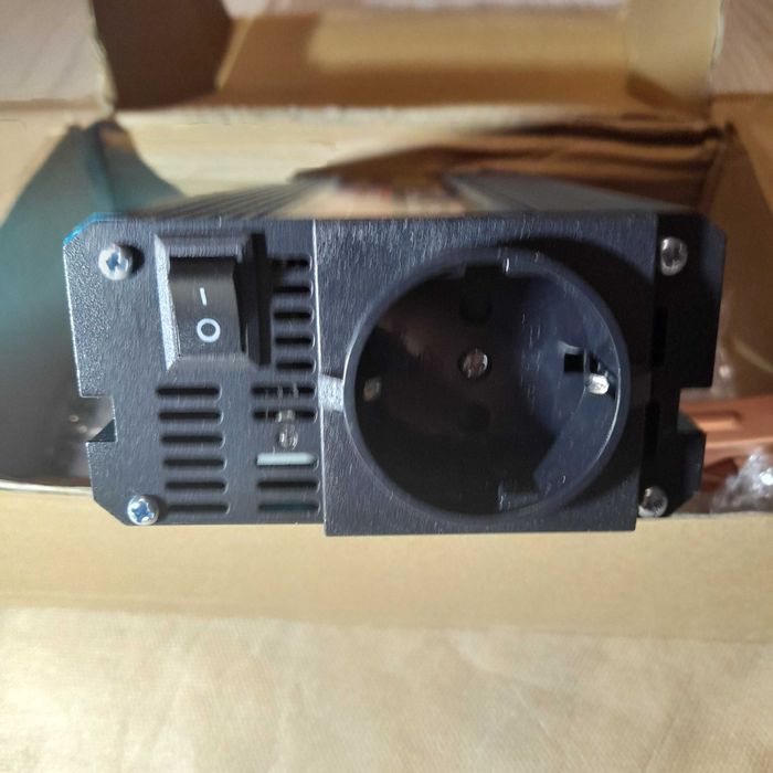 Інвертор Tataliken 12 - 220 вольт 1600 W пікових