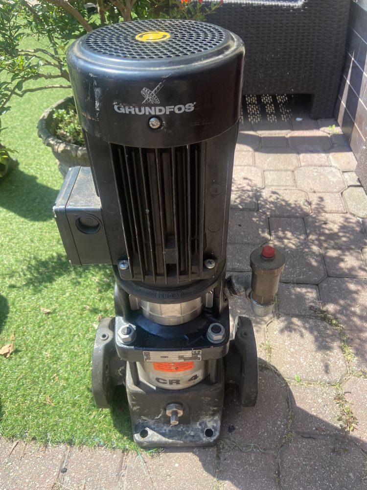 Pompa Grundfos upe 32-120 f