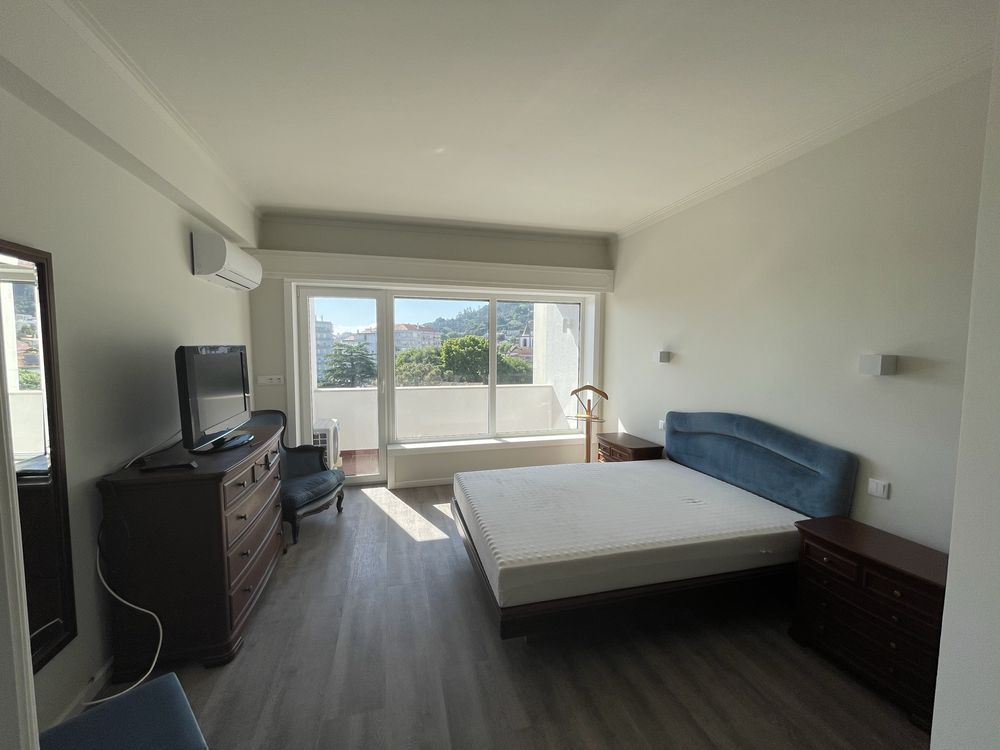 Apartamento T4 Remodelado