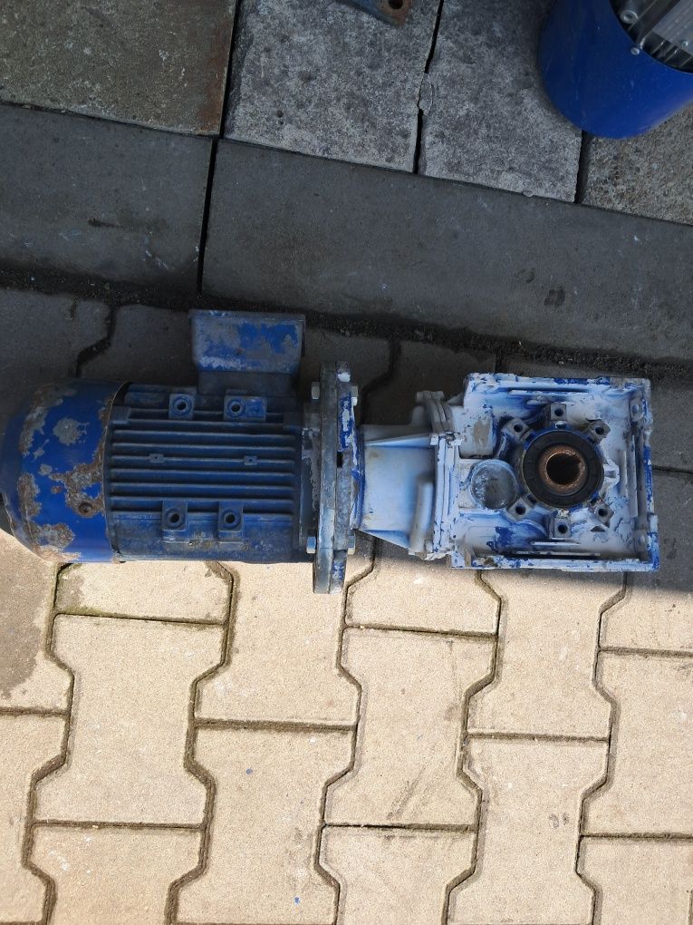 Okazja motoreduktor 0,75kw 30obr