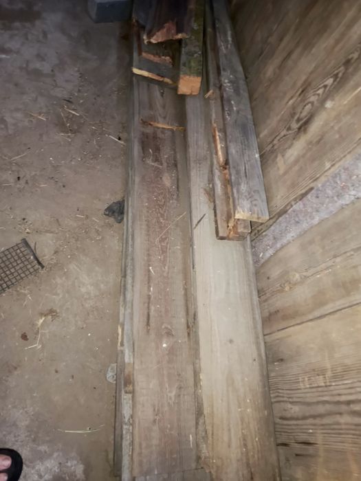 Sprzedam stare deski że stodoły