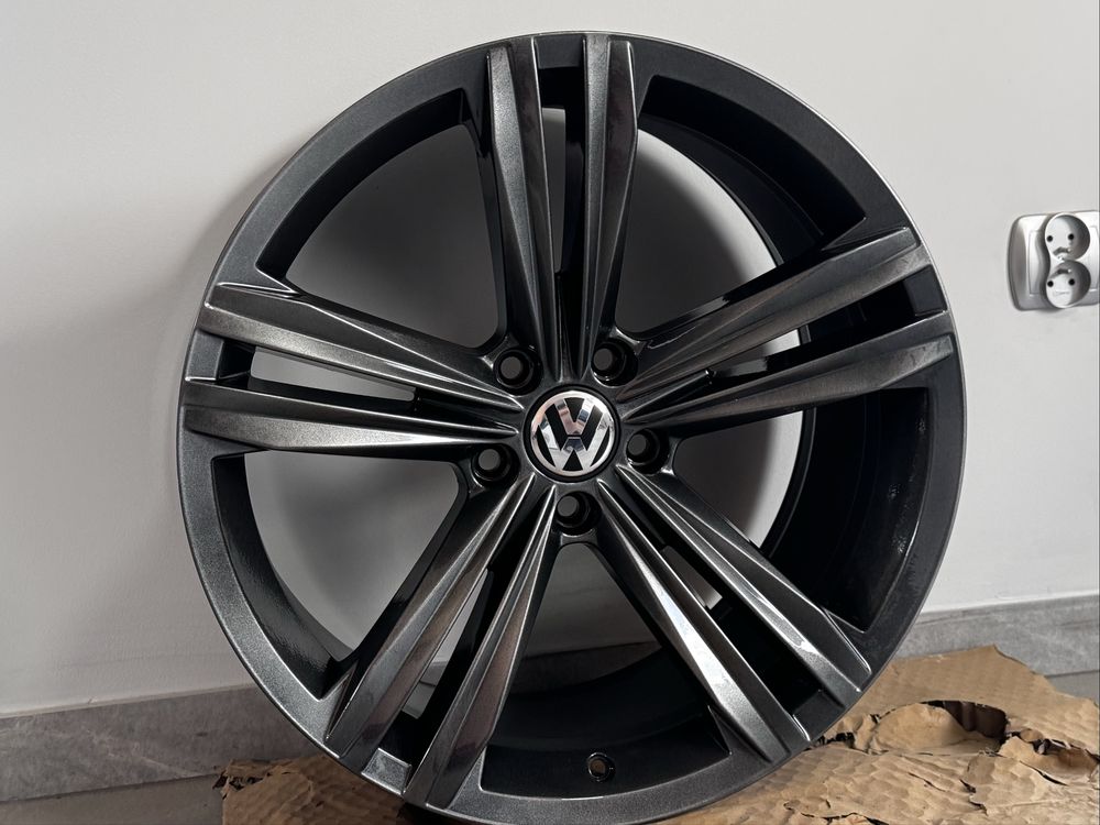 Jak NOWE Felgi oryginalne Volkswagen 19 Tiguan Passat Arteon Sebring