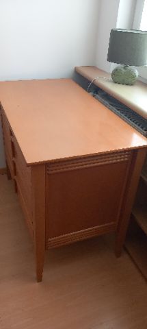 Sprzedam komplet łóżko i komodę