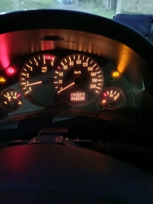 Продам Опель комбо