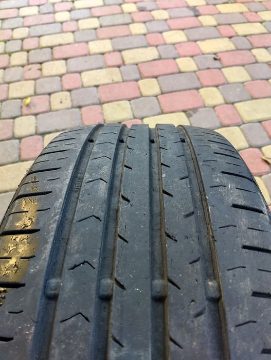 Шина 205/55 R17 Continental ContiPremiumContact