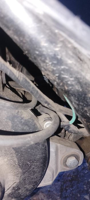 Продам скутер 50кубов на ходу только нужно злелаты тросик газа йестдок