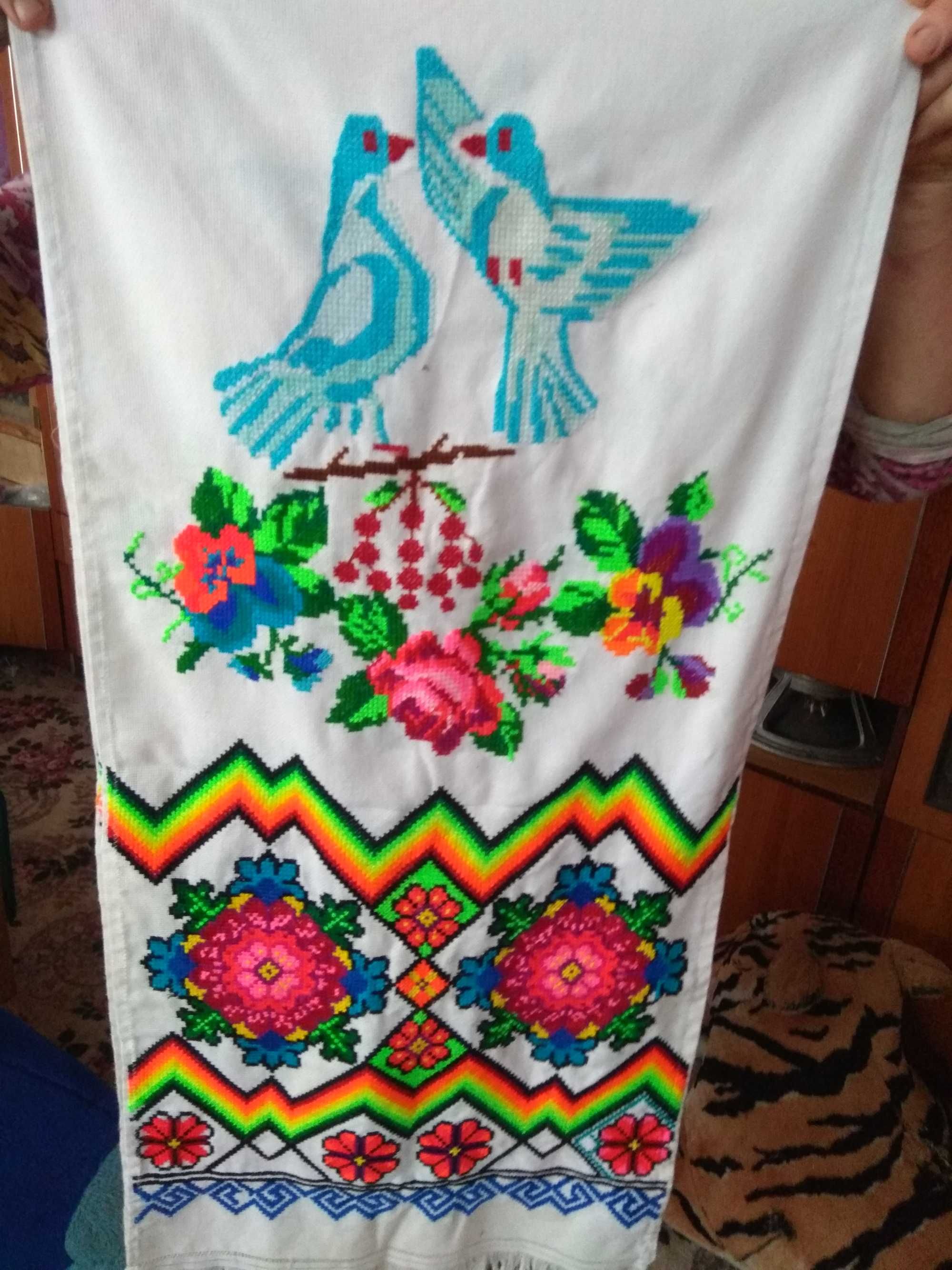 Продам вишитий рушник