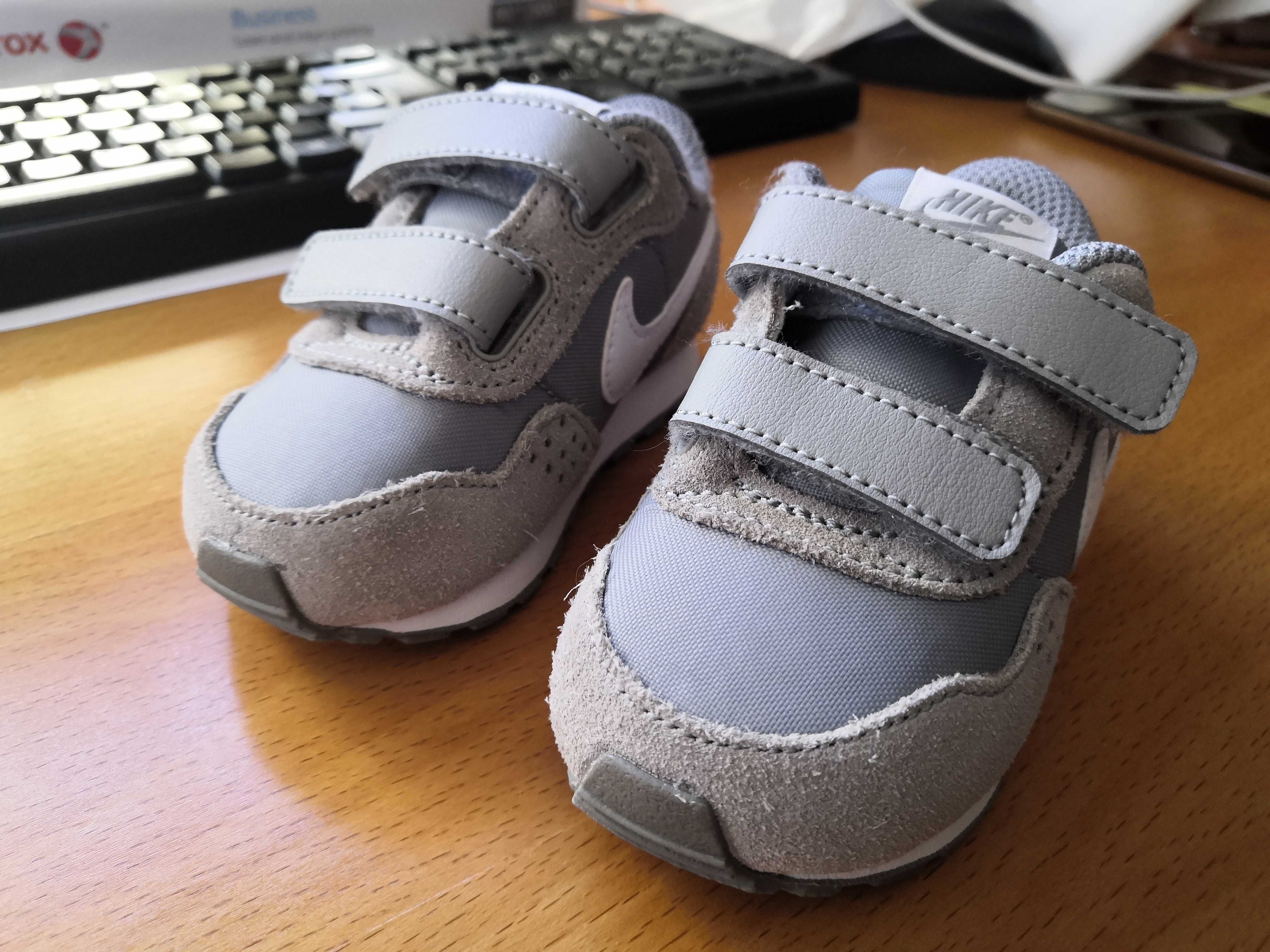 nike bébé 4c como novas