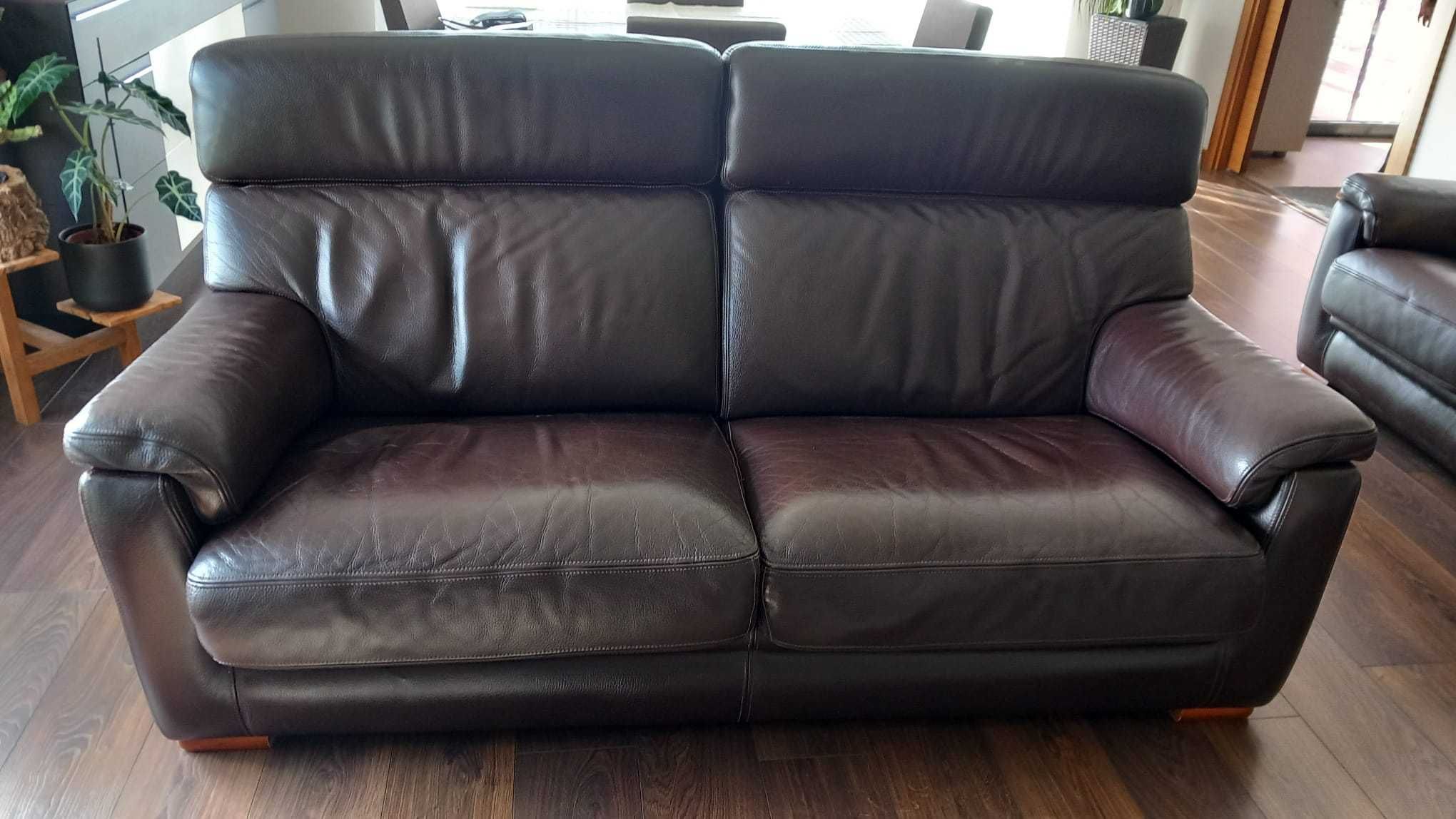 Conjunto de Móveis de sala, sofás e uma oferta.