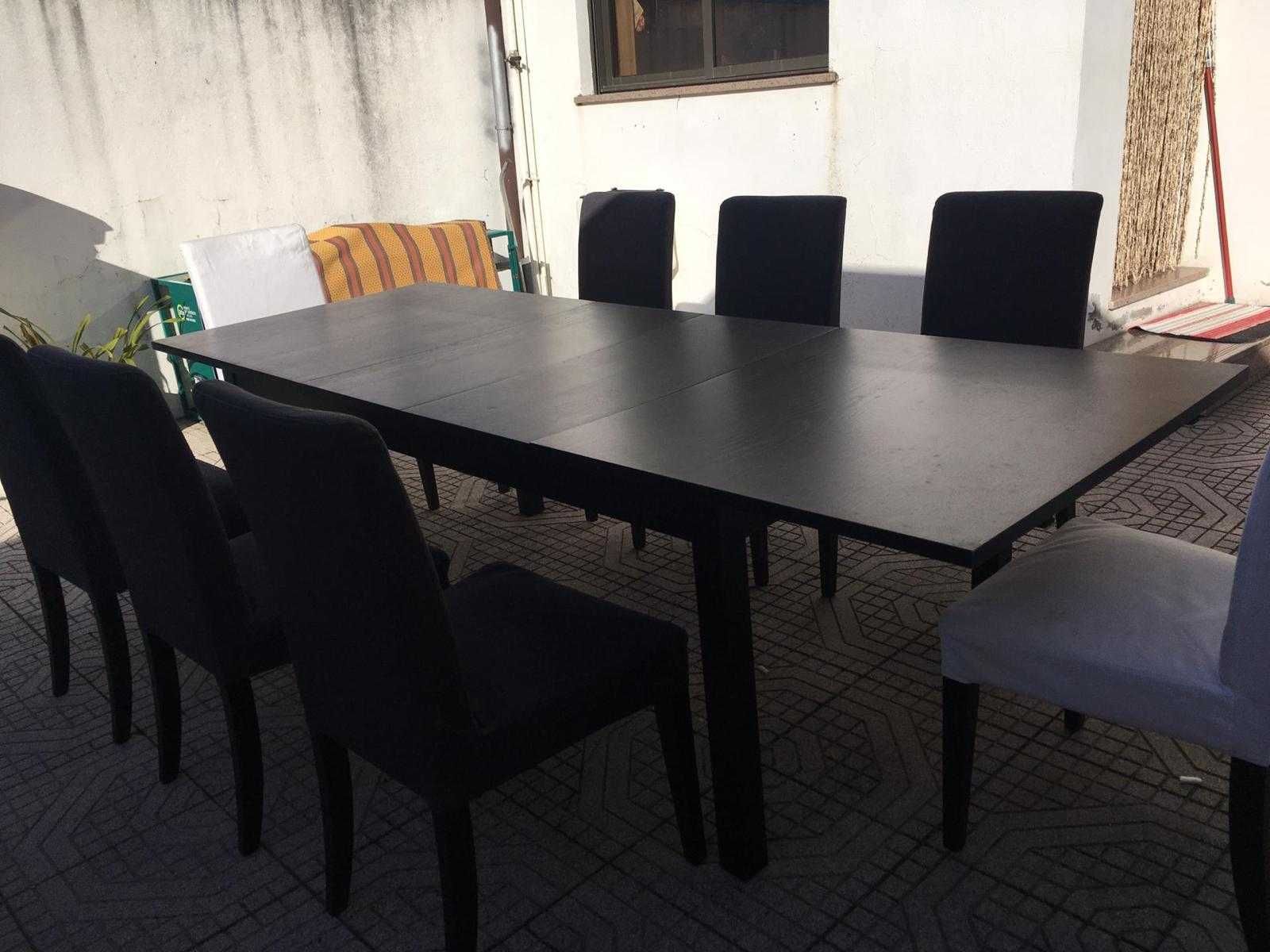 Mesa sala de jantar e cadeiras