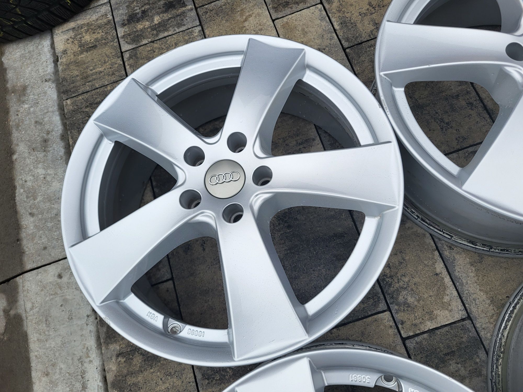 Alufelgi 18" 5x112 ET50 Audi A3 8P VW Touran Golf V Skoda Octavia II !