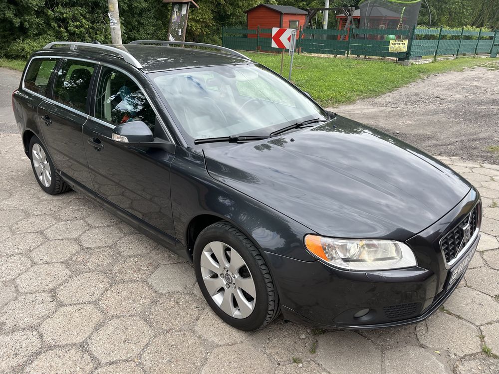 Volvo v70 2,0 d summum