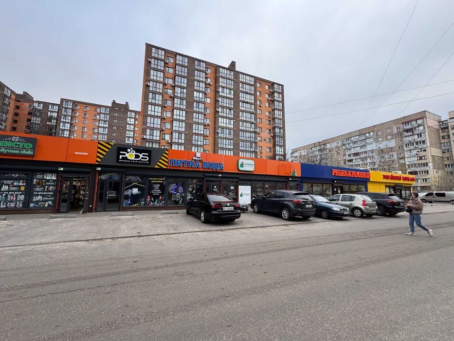 Приміщення/МАФ на Митниці в густонаселеному районі