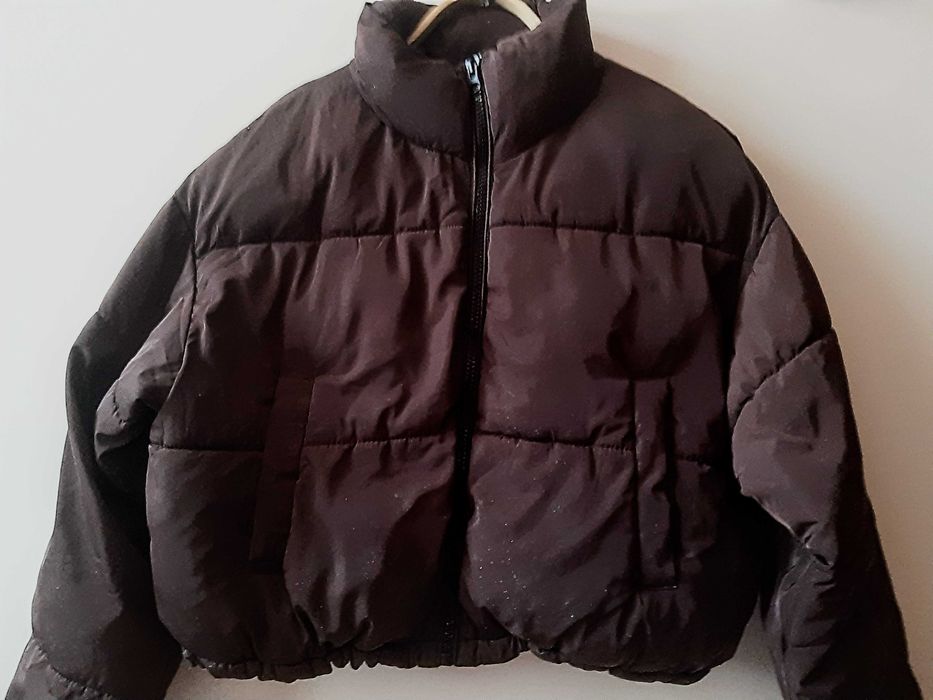 продам теплую куртку-бомбер h&m