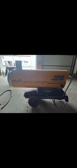 Sprzedam nagrzewnicę olejową Master bv290