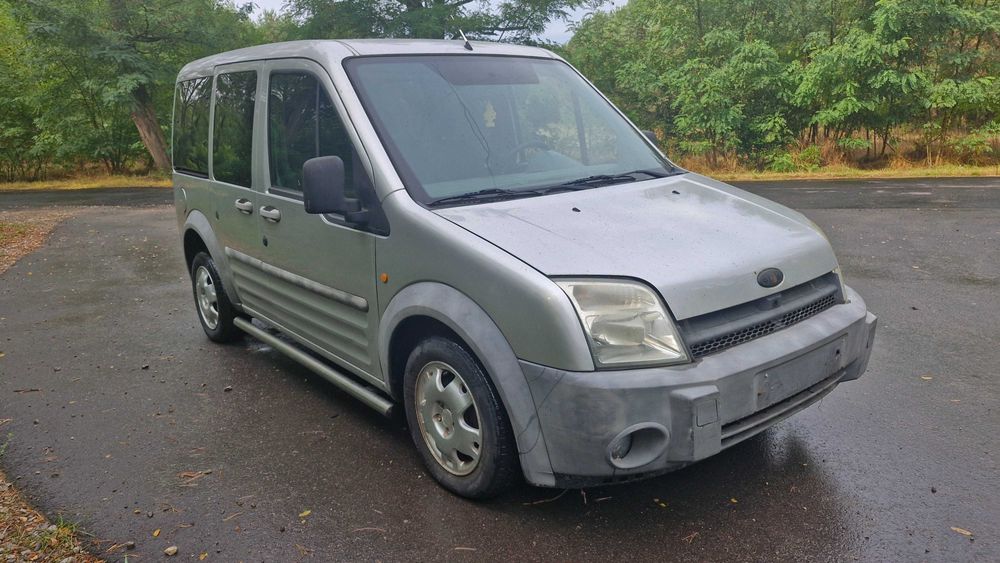 Ford conect 1.8 benzyna