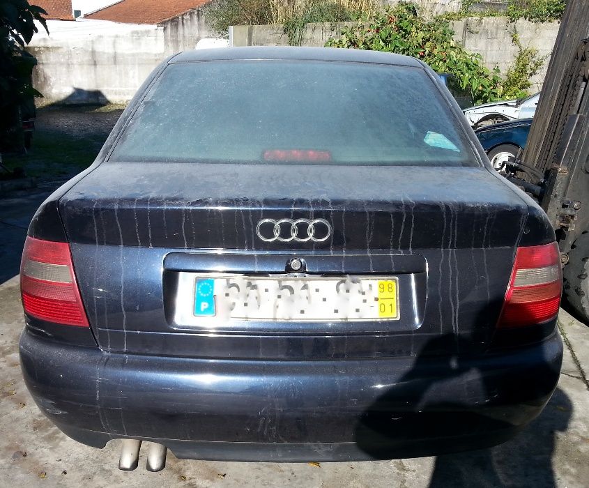 Audi A4 para peças