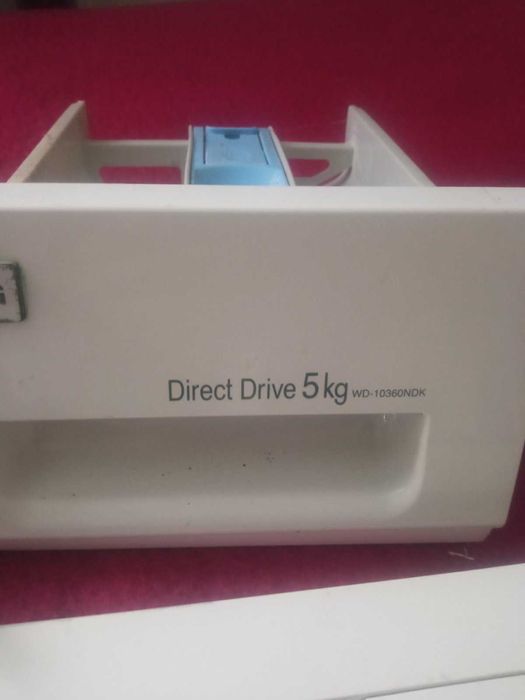 Пралка LGпрямий привід 5кг,на запчастини!