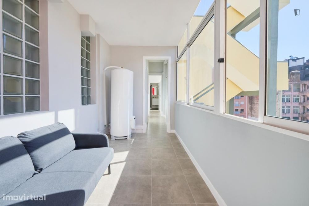 Quarto - localizado em Saldanha Lisbon