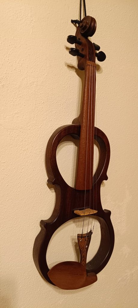 Violino artesanal
