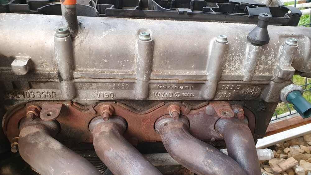 Volkswagen golf touran silnik glowica blok 1.6fsi 04-07r