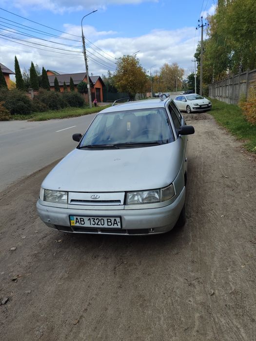 ВАЗ 2111 на повному ходу