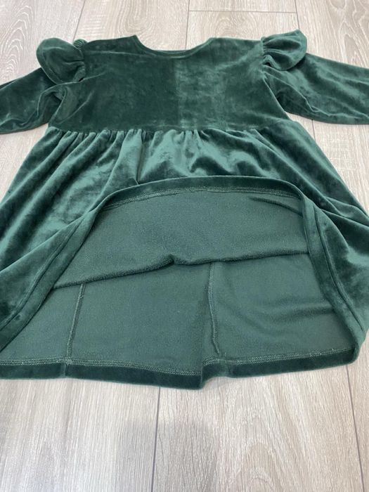 Вклюрова сукня смарагдова