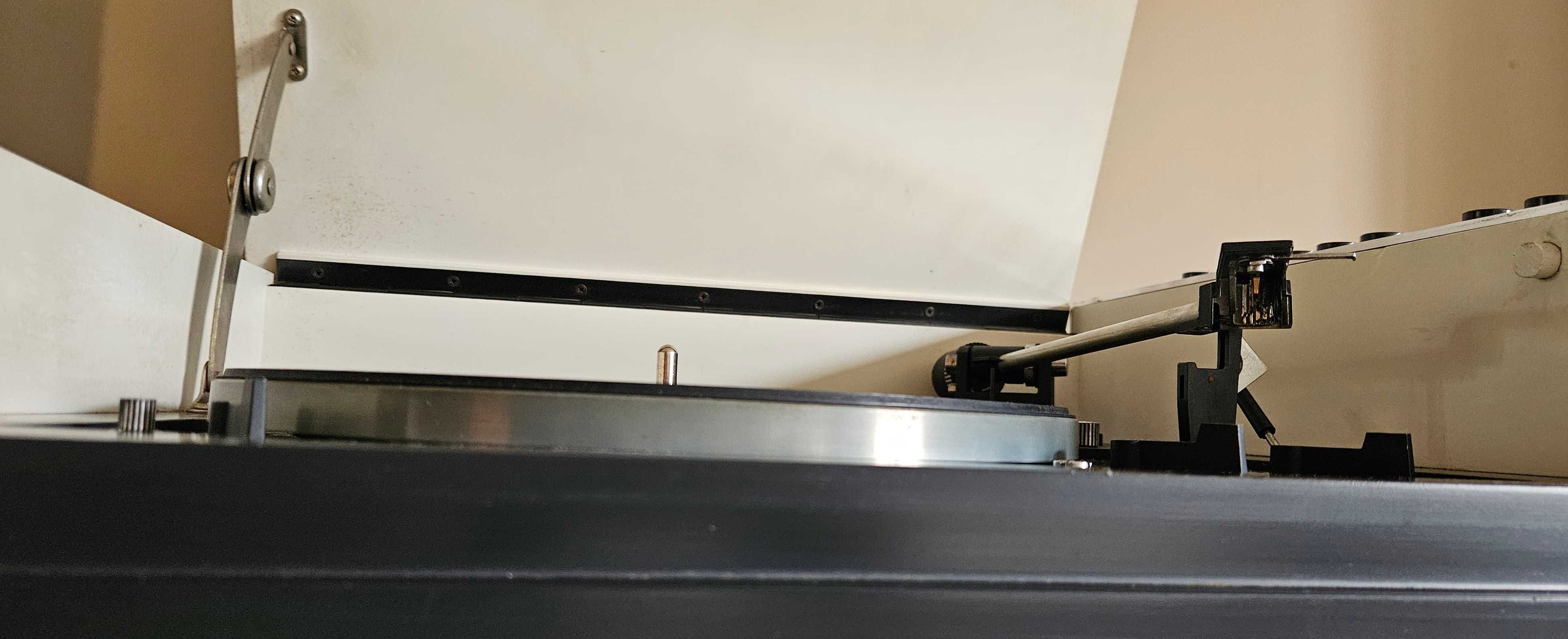 Zestaw Audio Wega 3204 HiFi (gramofon Dual 1209)