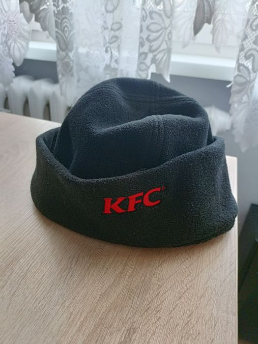 Zimowa czapka KFC czarna