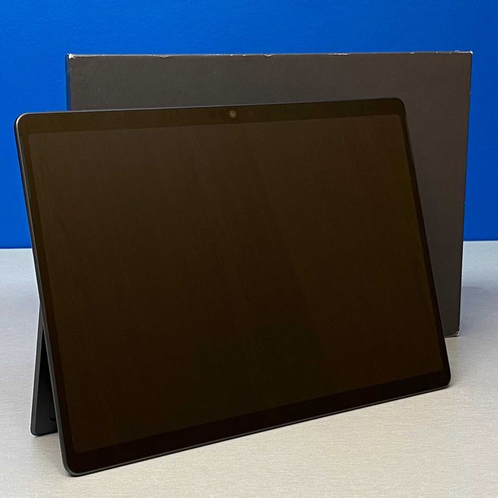 Microsoft Surface Pro 11 - 13" OLED (Snapdragon X Elite/16GB/512GB)