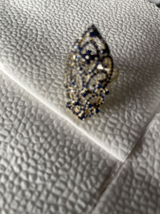 Серебряный комплект серебра 925 в позолоте  с корундами