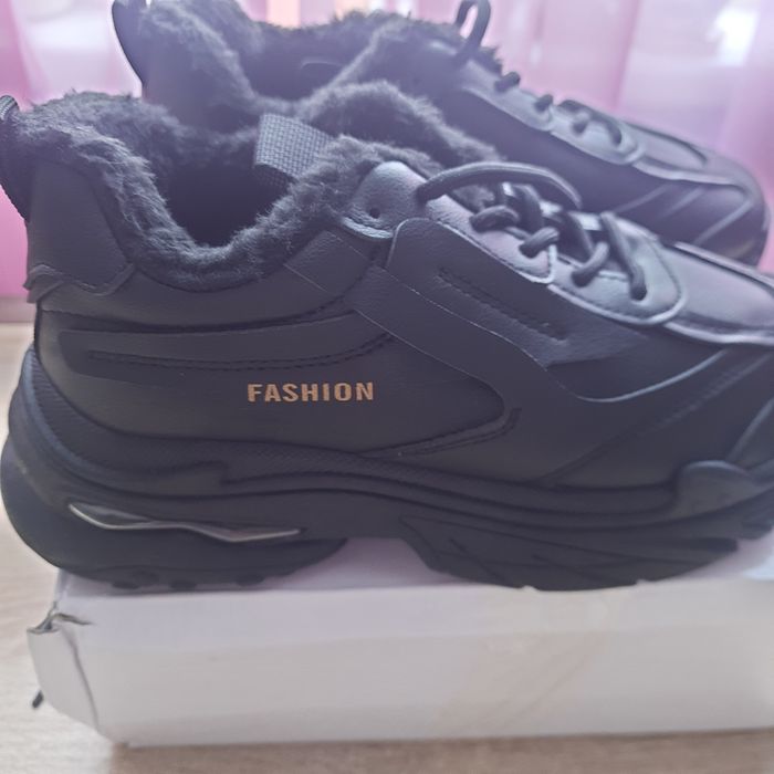 Нові дотики Н&М 36р