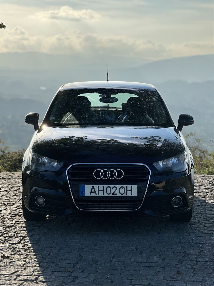 Audi A1 1.6 2011 com 235.776 Km