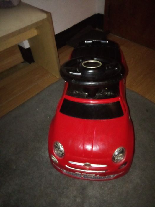 Carrinho Fiat para criança