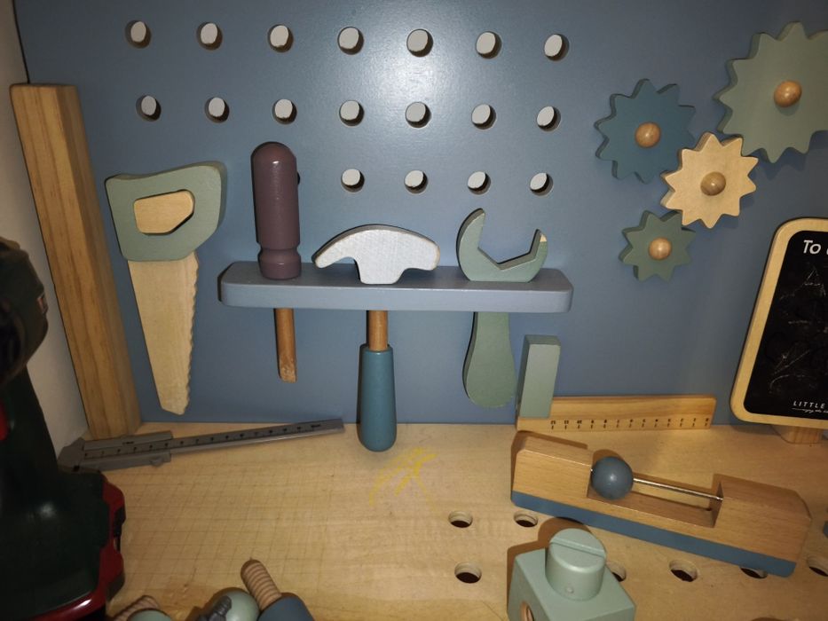 Mesa de trabalho de ferramentas (madeira) - infantil