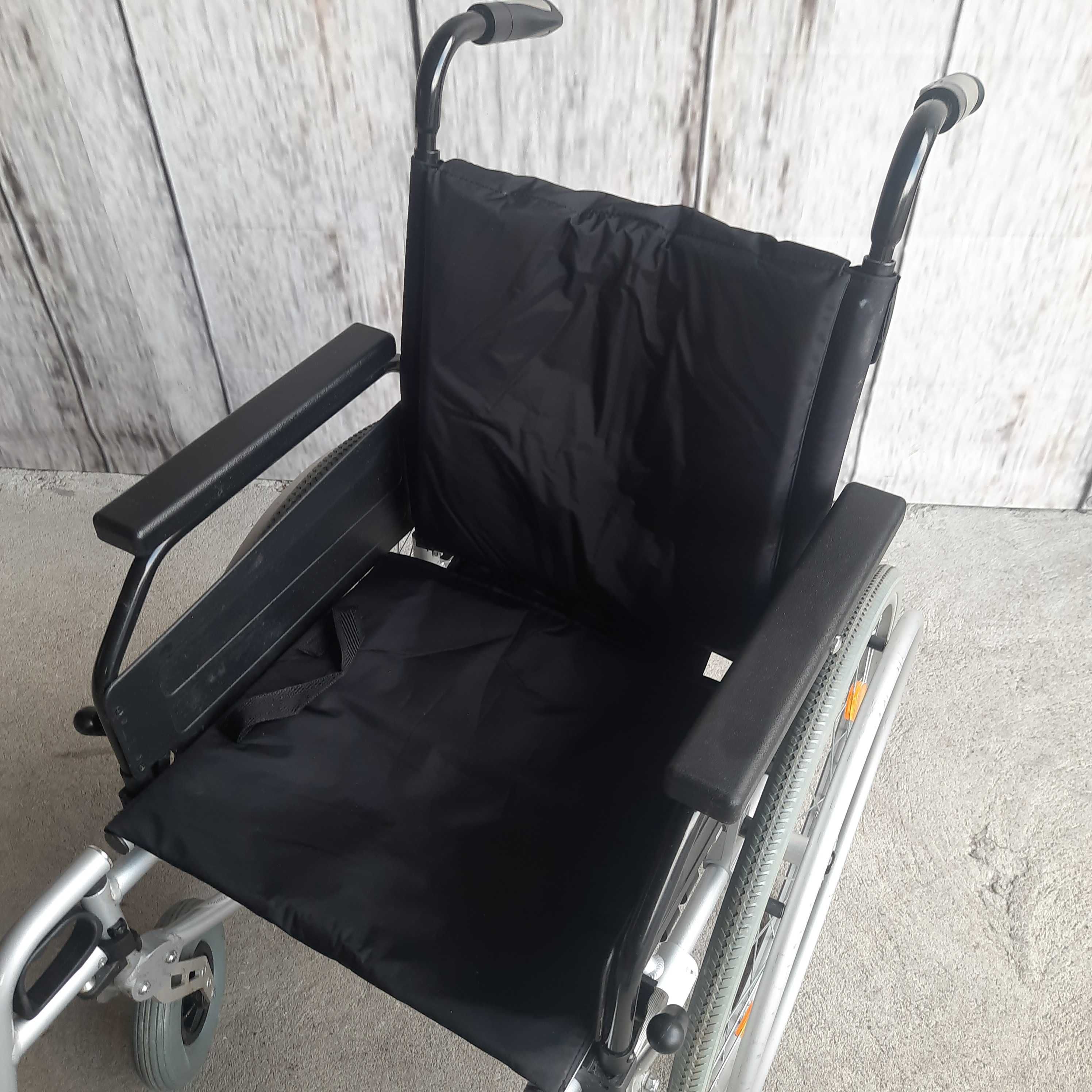 wózek inwalidzki / 199