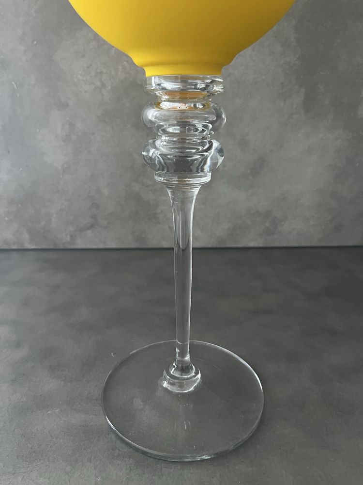 Kielich w kolorze żółtym 48cm wysokości