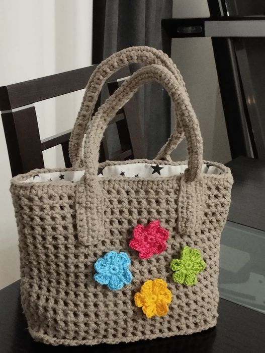 Malas em Croché com Forro – Artesanais, Elegantes e Exclusivas