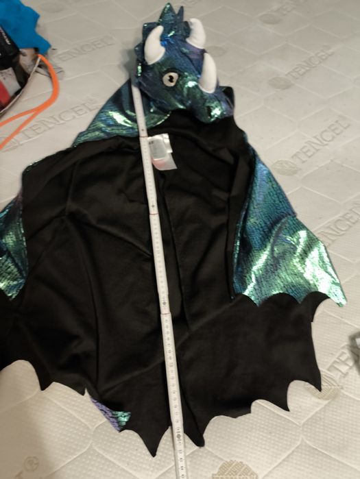 Kostium strój przebranie na bal peleryna smok dinozaur H&M 104 110