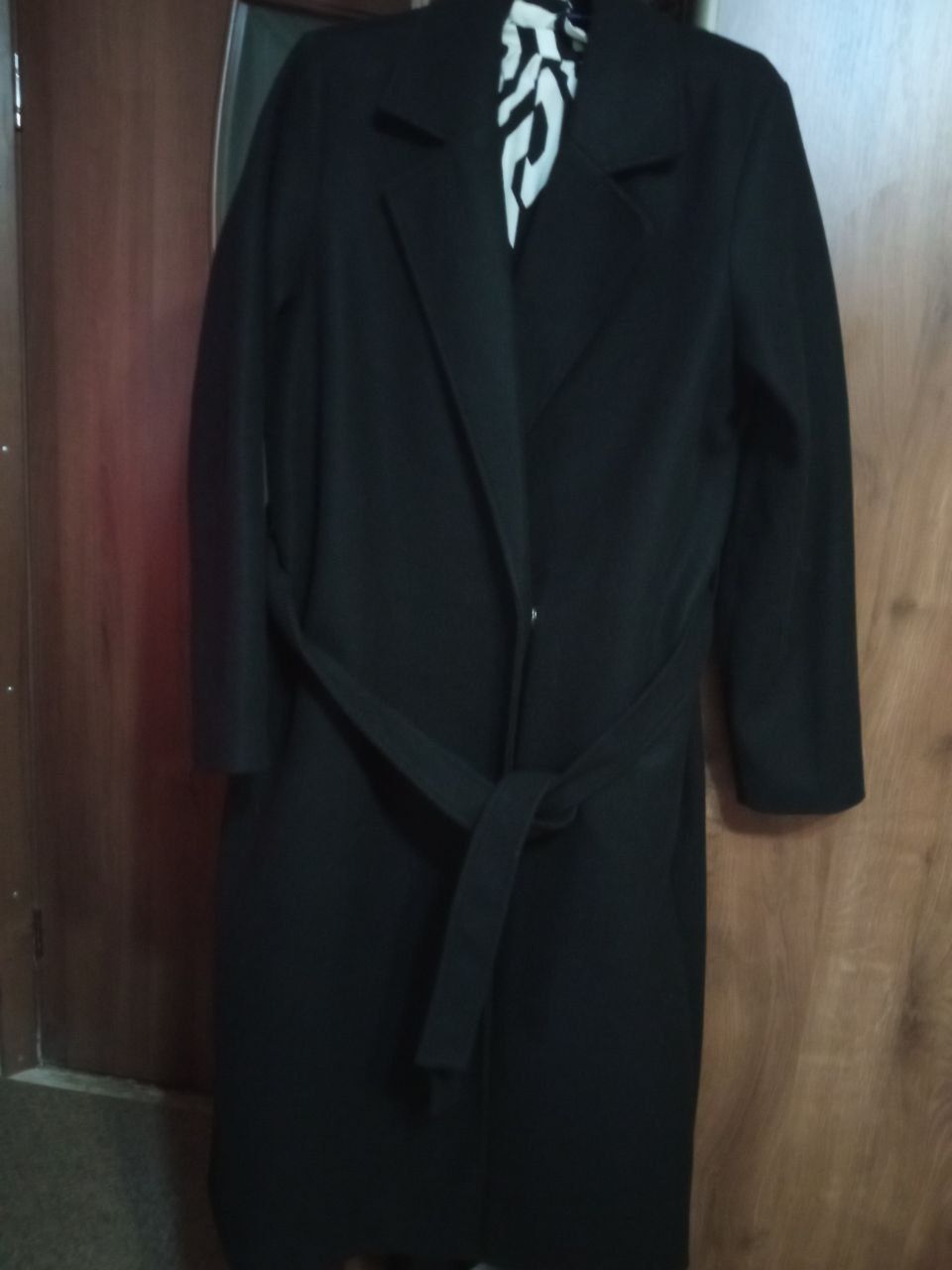Продам чорне кашемірове  пальто, 44р (XXL)