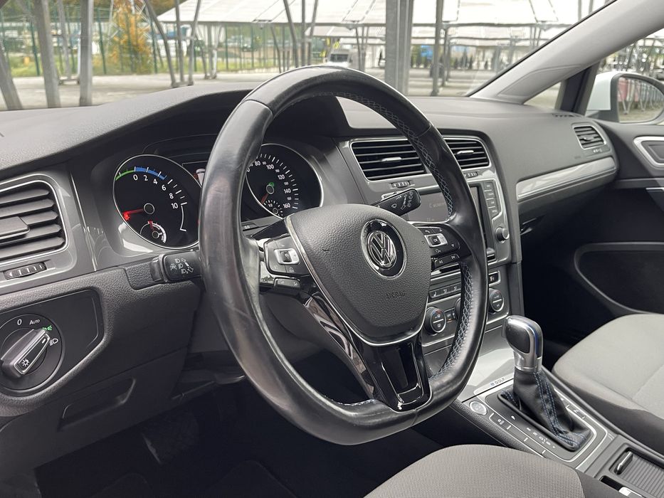 Volkswagen e-Golf