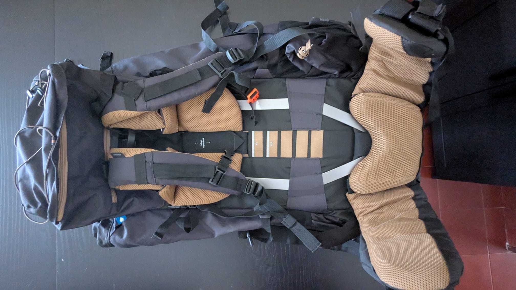 Mochila Forclaz 70+10 lts