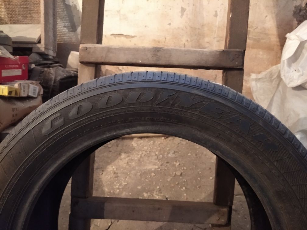 Продам резину Goodyear eagle ls 2 225/55 R 18