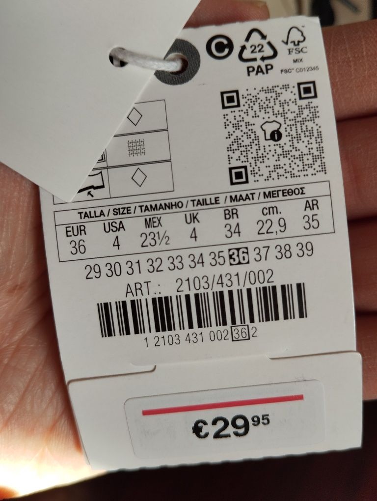 Botas brancas menina Zara novas com etiqueta T36