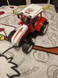 Traktor z napędem na tylne koła