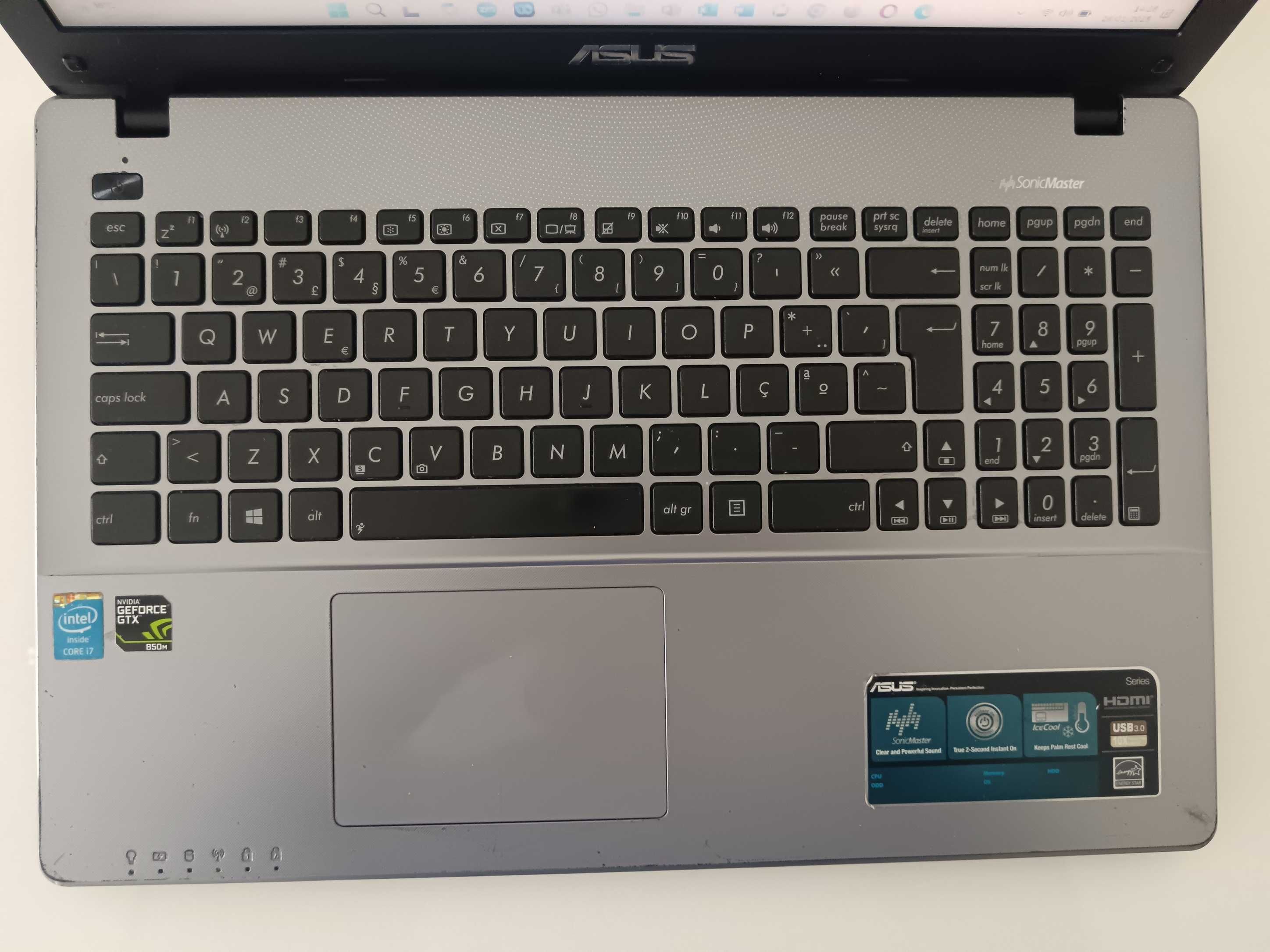 Asus K550JK i7 em bom estado estético e funcional