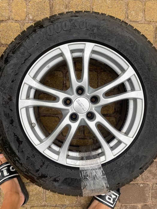 Sprzedam  Koła  zimowe Alfa Romeo Stelvio 17/65/235