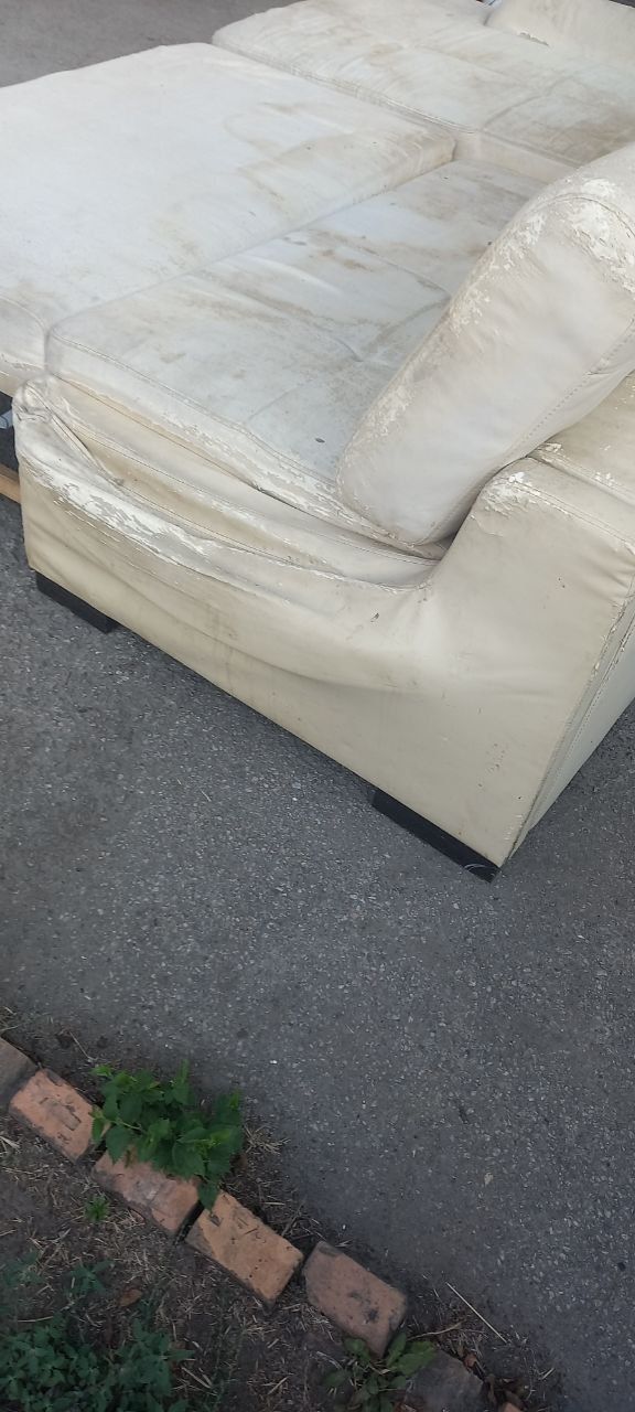 Продам  Диван Кровать